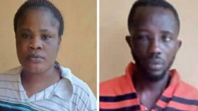 Man N Woman Arrested For Eating Police Officers Flesh Burnt During #EndSars Protest In Ibadan - Watch
